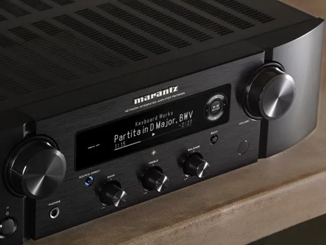 Marantz prezentuje wzmacniacz PM7000N z HEOS